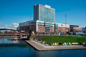 Buffalo Marriott at LECOM Harborcenter