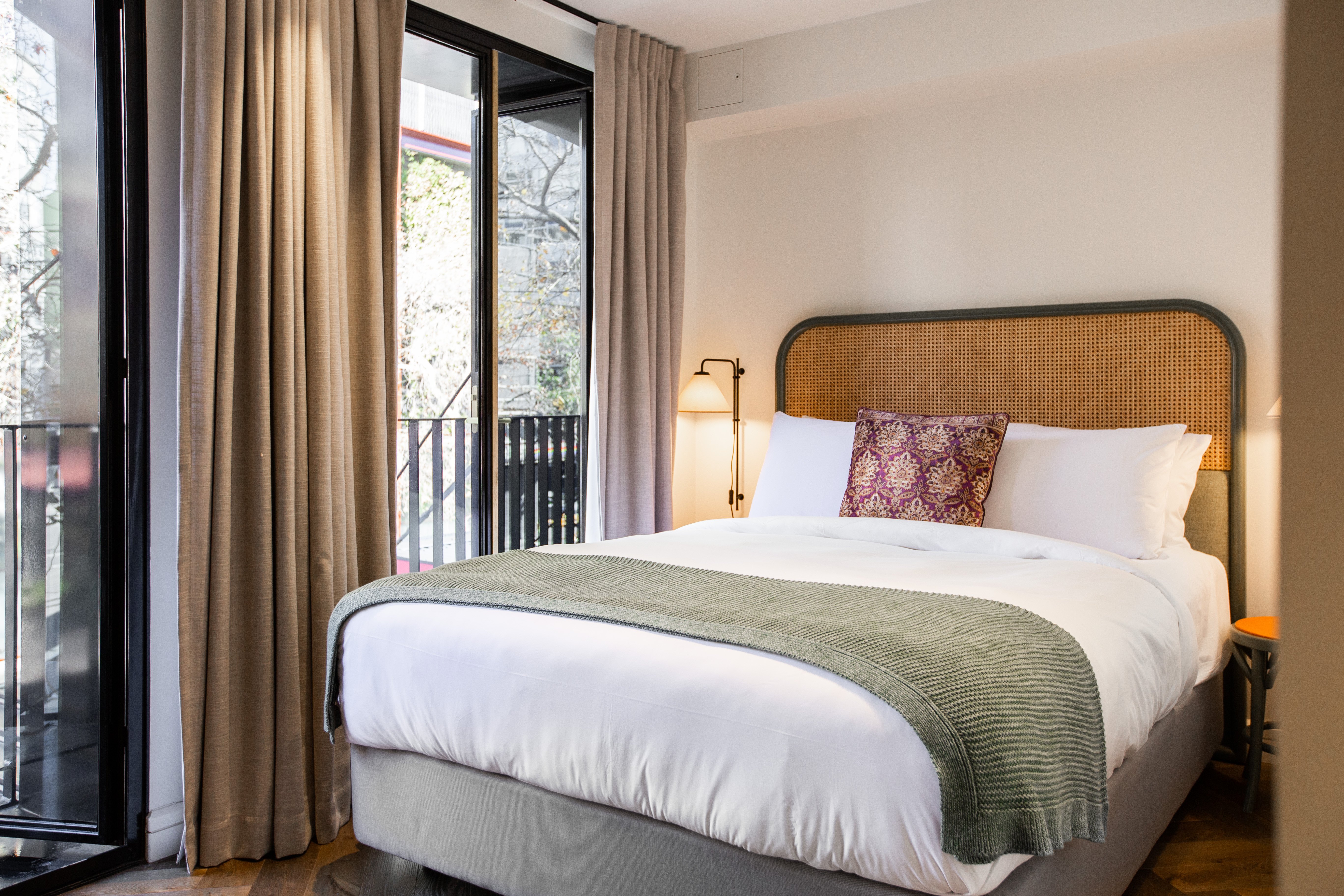 THE SARAH BY URBAN REST-guestroom-The Double Room.jpg