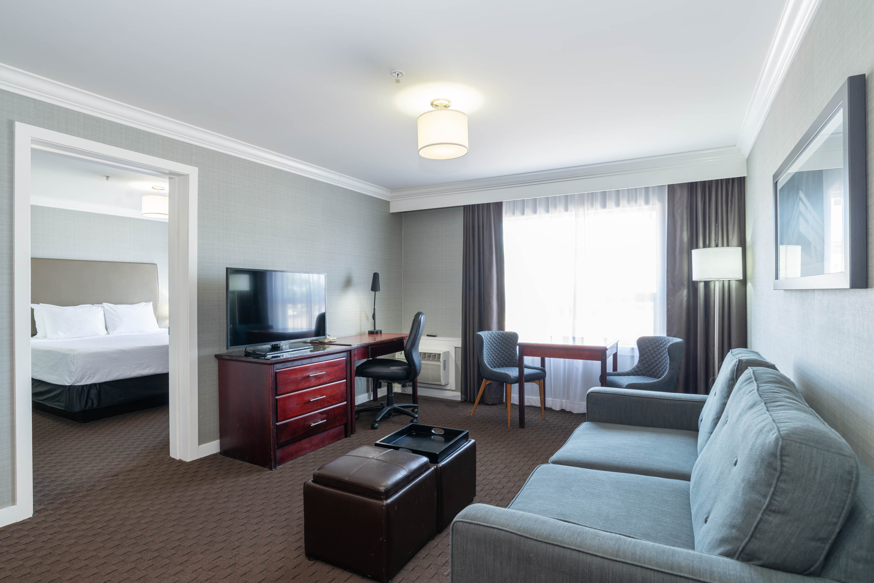 Grand Suite, 1 King Bed, Sofa Bed, Kitchenette