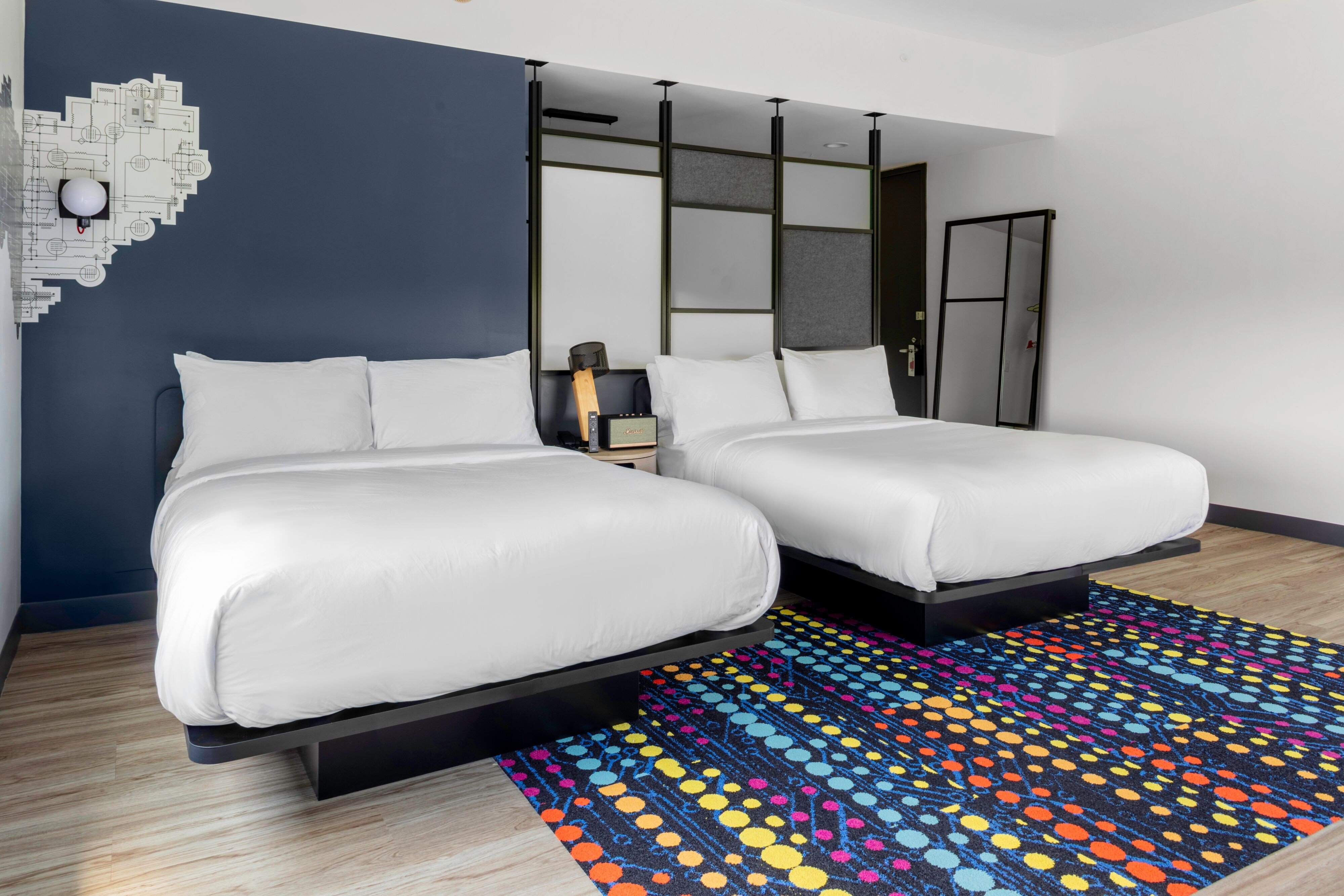 Aloft Nashville Airport-guestroom-2 Queens.jpg