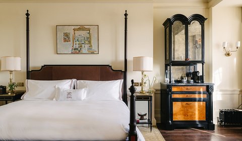 ESTELLE MANOR - Photo 2