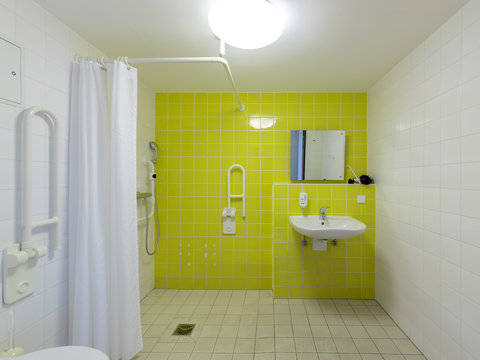 Hotel Oberhausen Disabled Bathroom