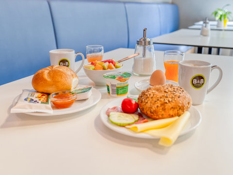 Hotel Stuttgart AP Messe Breakfast