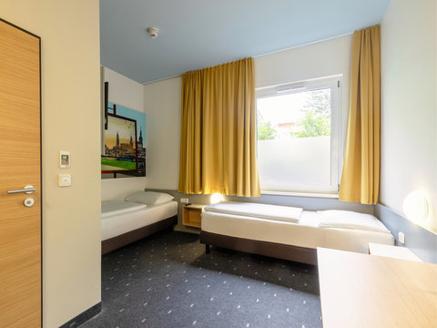 Hotel Dresden Disabled Room