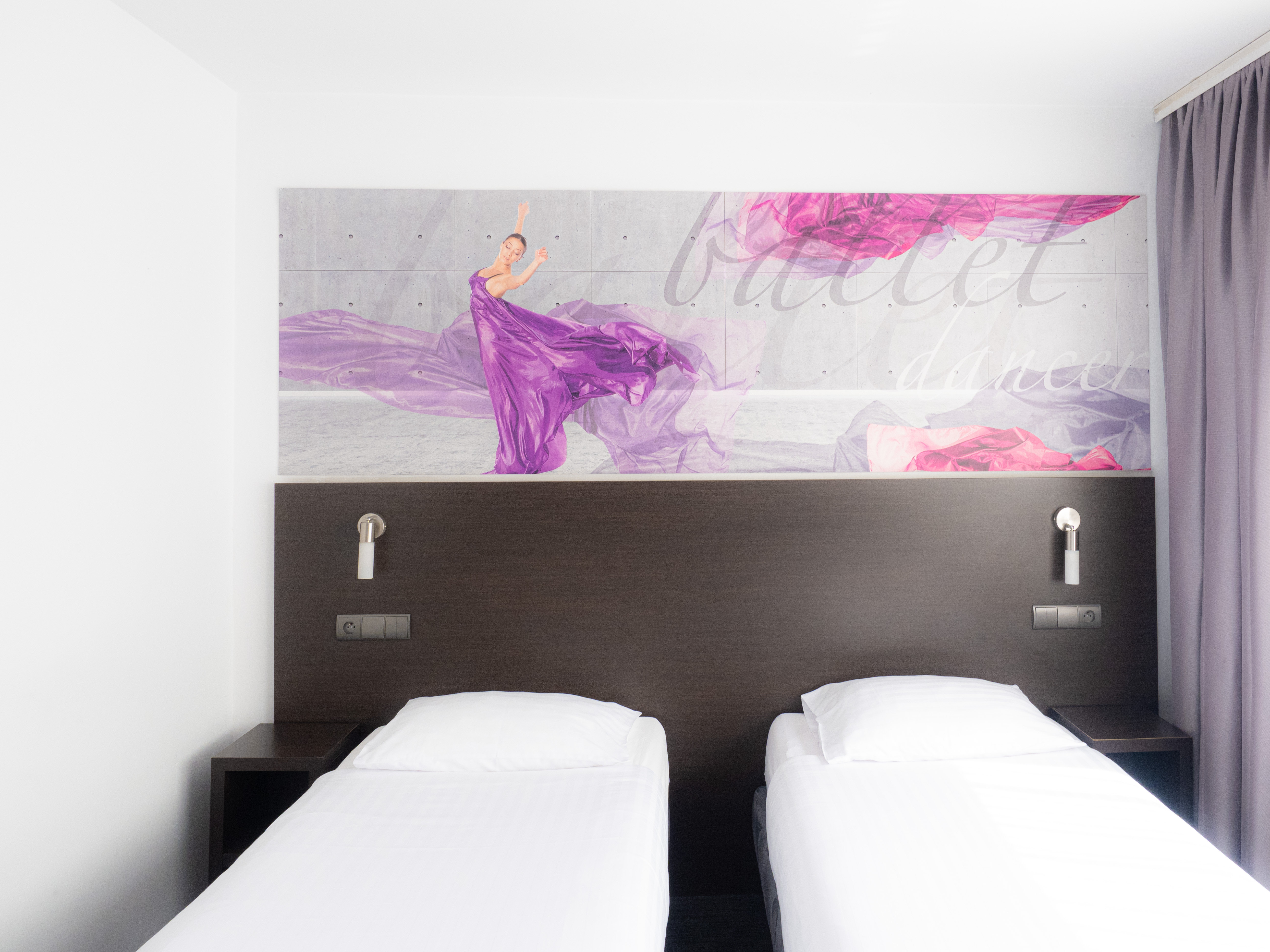 B&B HOTEL BYTOM-guestroom-Bytom Twinroom.jpg