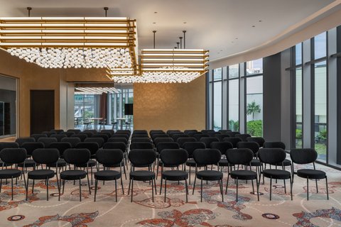 W MACAO STUDIO CITY - Photo 62