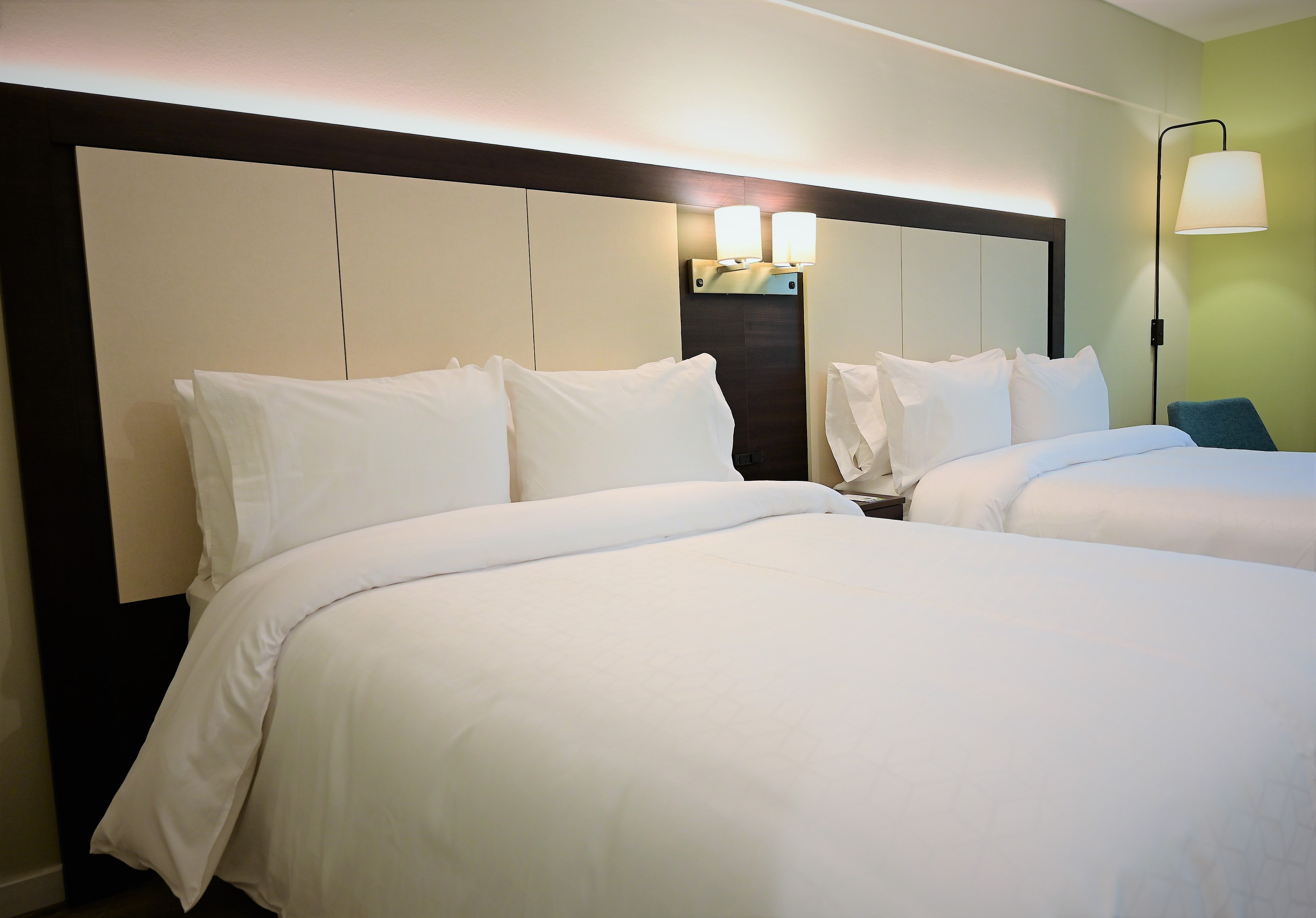 HOLIDAY INN EXPRESS ROSARIO BY IHG-guestroom-2 Double Beds.jpg