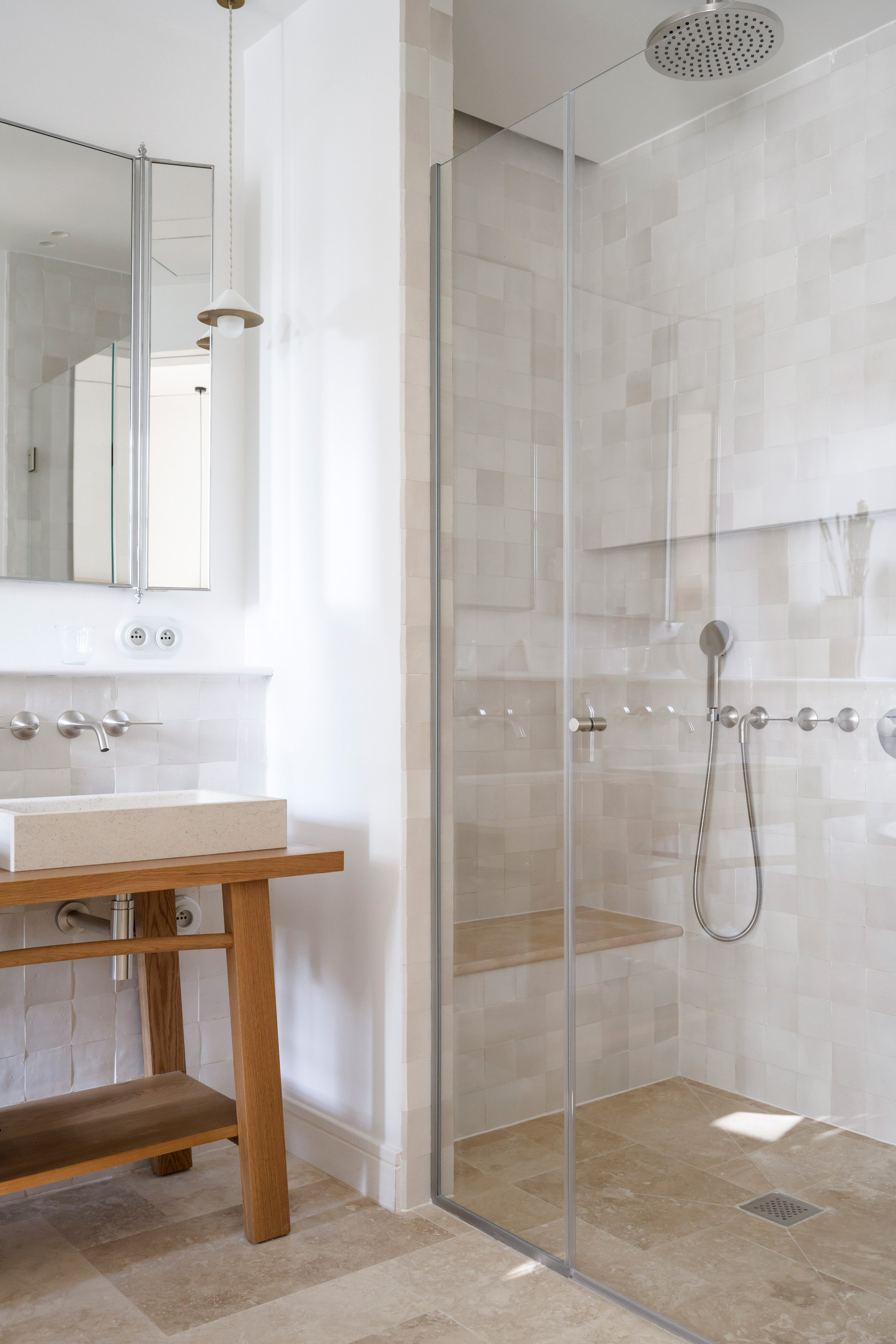 Le Couvent des Minimes-guestroom-Superior Terrace Room Bathroom.jpg