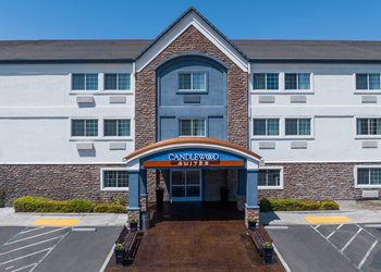 Candlewood Suites