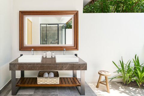 LE MERIDIEN MALDIVES RESORT - Photo 74