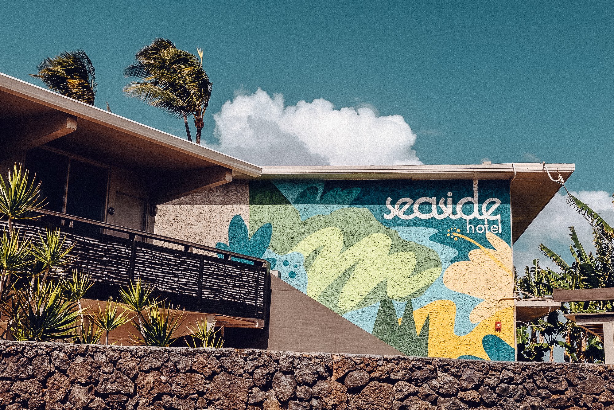 Maui Beach Hotel - Exterior