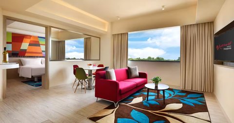 Deluxe Suite