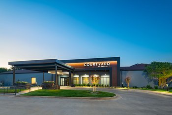 Courtyard by Marriott Fort Worth University