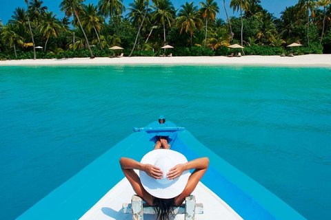 Halaveli Maldives Dhoni