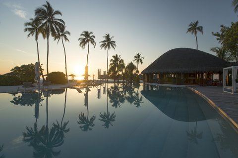 Halaveli Maldives BS Pool HD