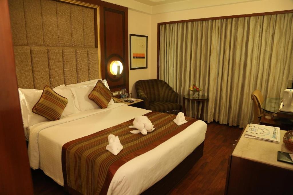 THE ACURA BMK-guestroom-Suite.jpg