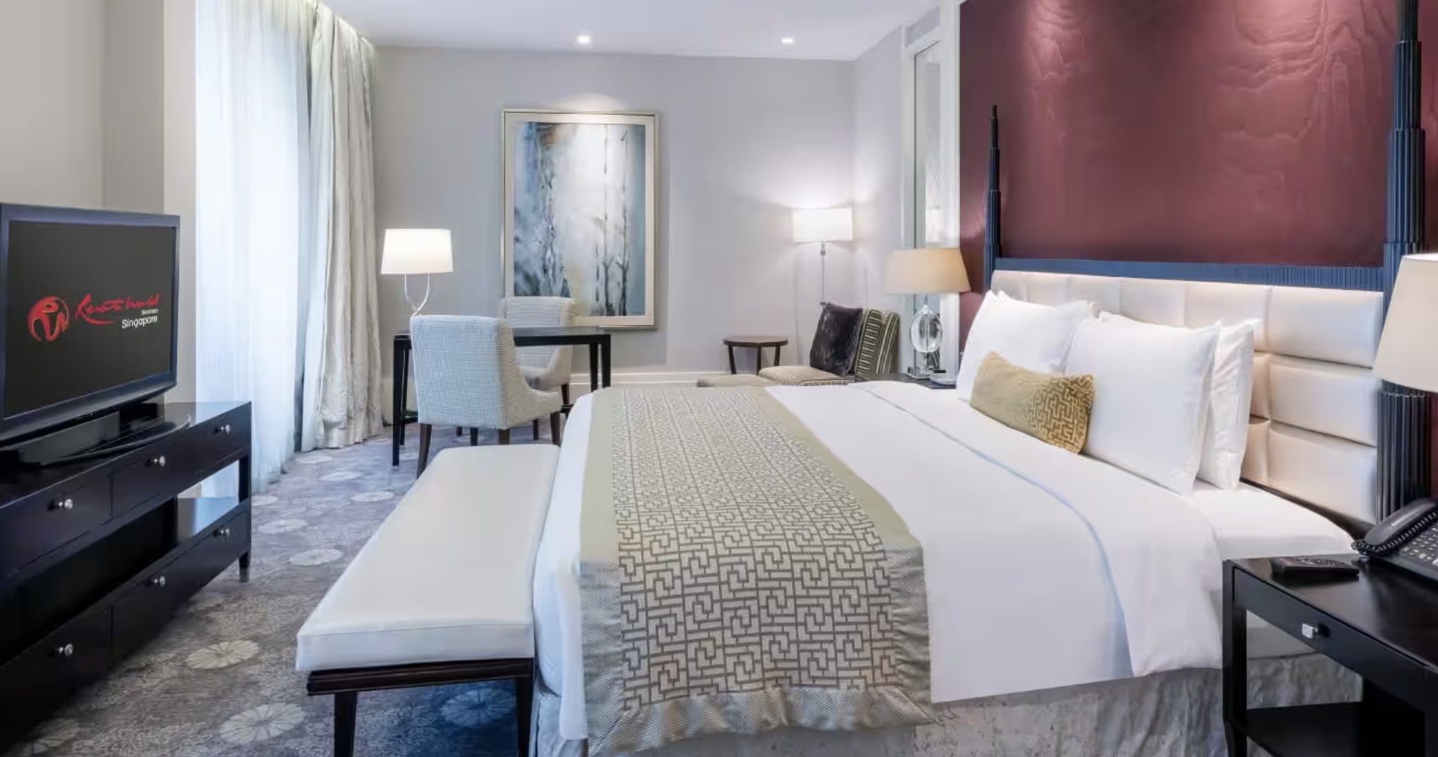 Hotel Michael-guestroom-Deluxe Premium Suite.jpg