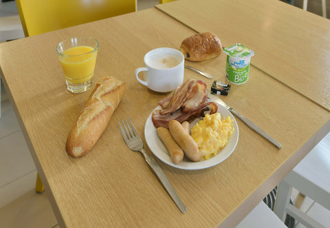 Hotel Le Mans Nord Breakfast Focus