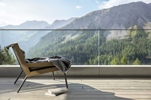 TSCHUGGEN GRAND HOTEL - Photo 2