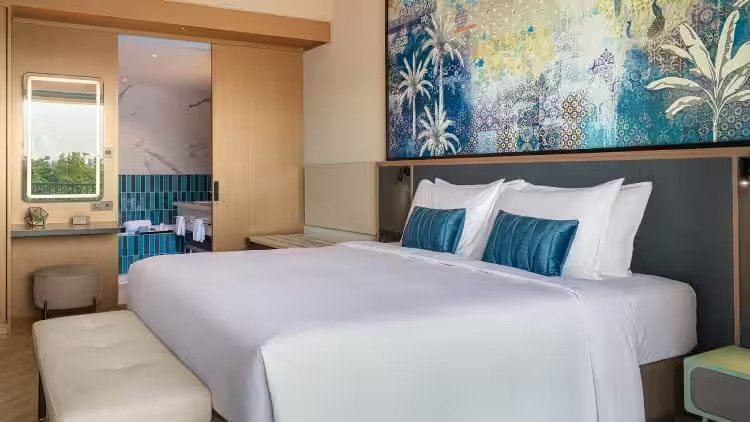 Hotel ORA-guestroom-Deluxe Suite.jpg