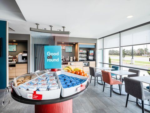 Everyday Complimentary Grab and Go Breakfast