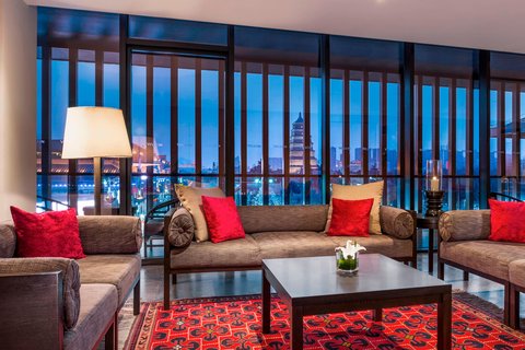 Club Lounge