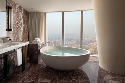 FOUR SEASONS GUANGZHOU - Photo 45