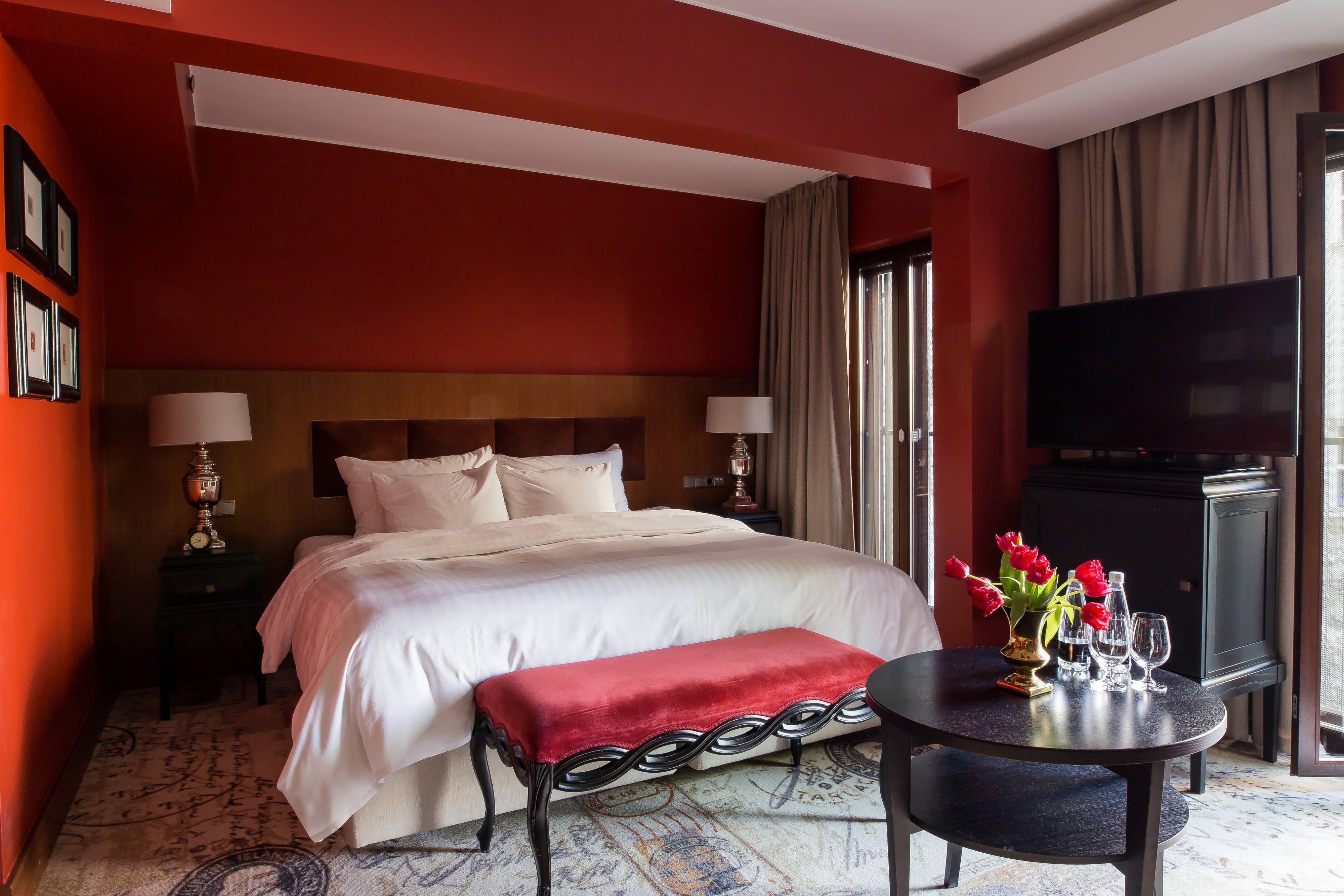 Hotel Telegraaf Autograph Collection-guestroom-Executive Junior Suite bedroom.jpg