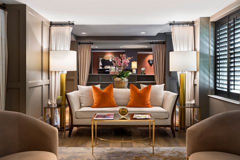 Lobby - Seating Area