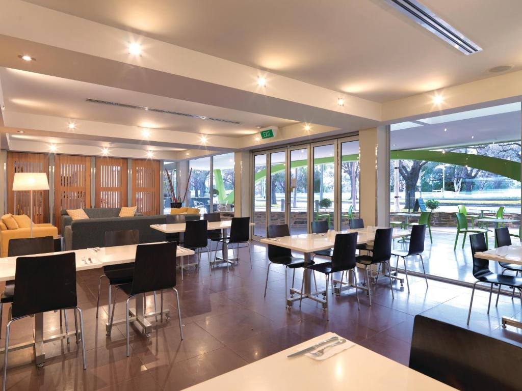PARKMORE HOTEL-guestroom-Dining Area.jpg