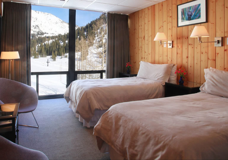 ALTA LODGE-guestroom-East Wing Room.jpg