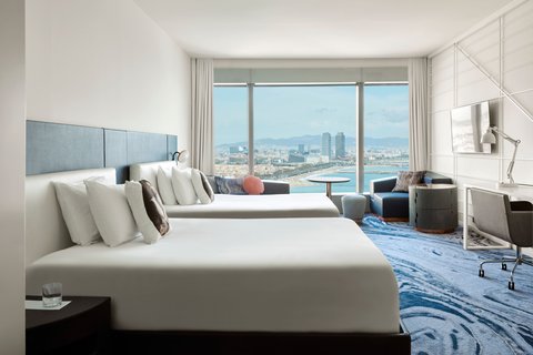 W BARCELONA - Photo 19