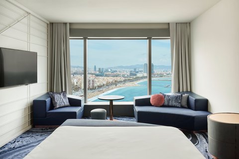 W BARCELONA - Photo 15