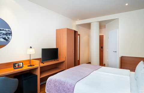 Leonardo Hotel Salzburg City Center Room Superior Double