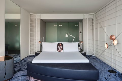 W BARCELONA - Photo 29