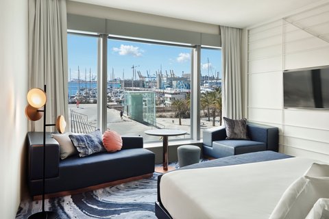 W BARCELONA - Photo 38