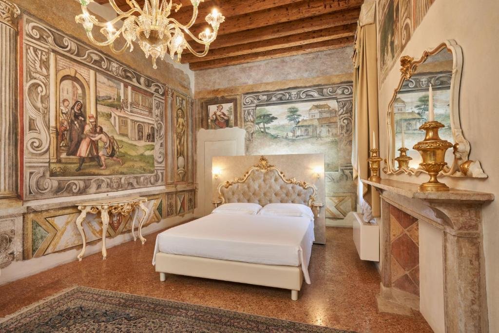 VILLA MARTIN MUSEO HOTEL-guestroom-GUEST ROOM.jpg