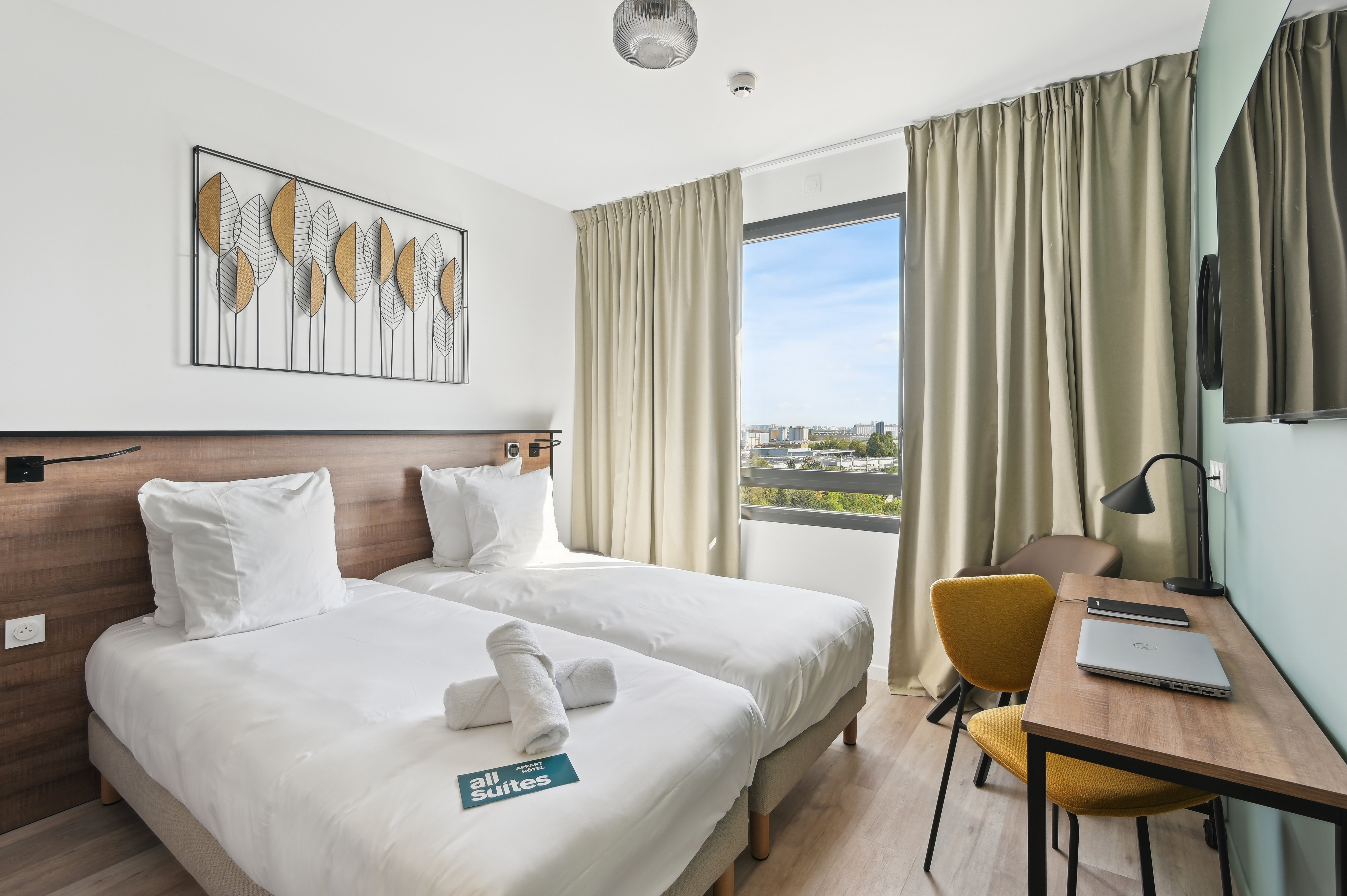 ALL SUITES APPART HOTEL PARIS OUEST-guestroom-ALL SUITES APPART HTL Colombes GUESTROOM.jpg