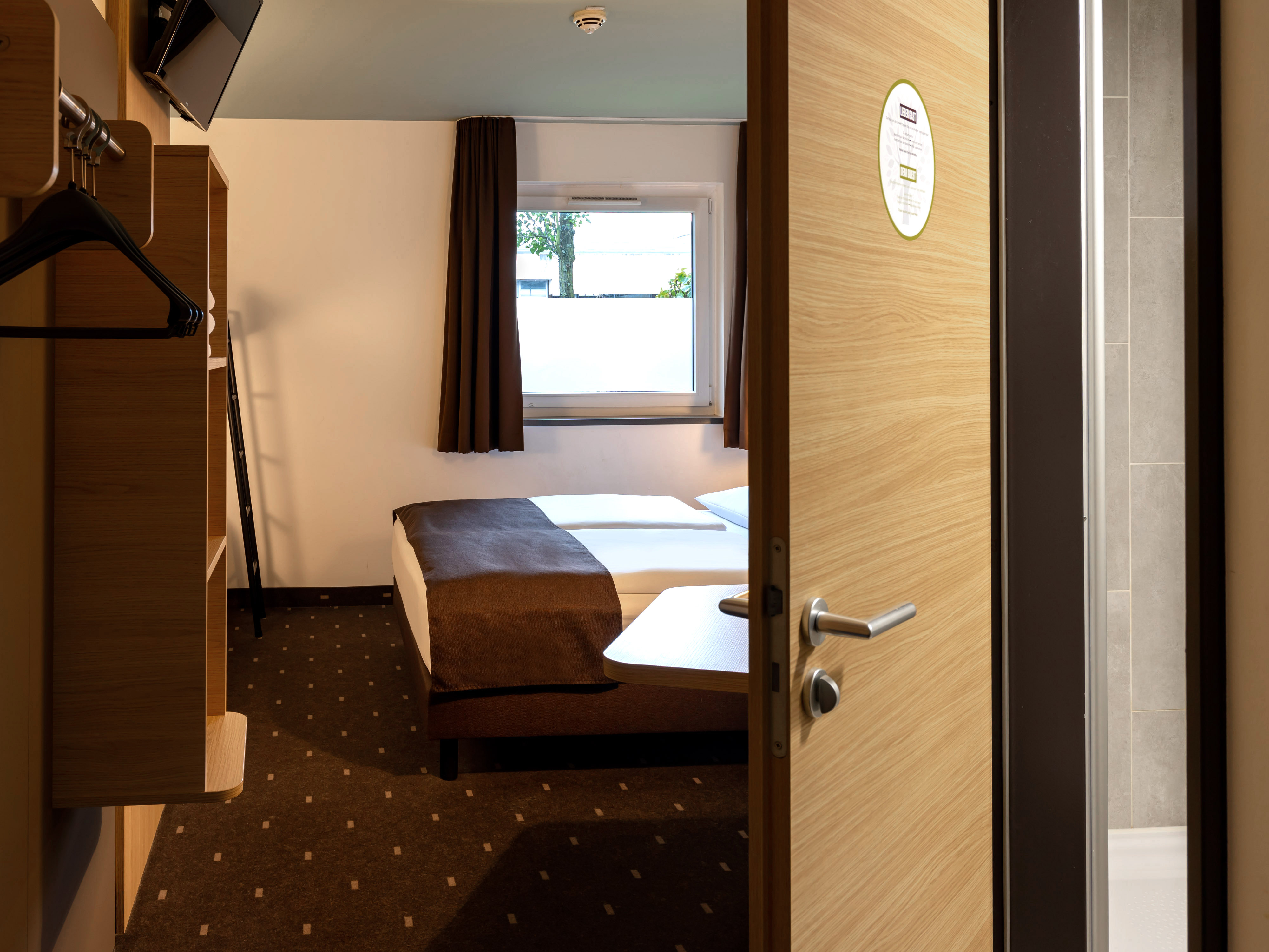 B&B HOTEL KOBLENZ-CITY-guestroom-Hotel Koblenz Family Room.jpg