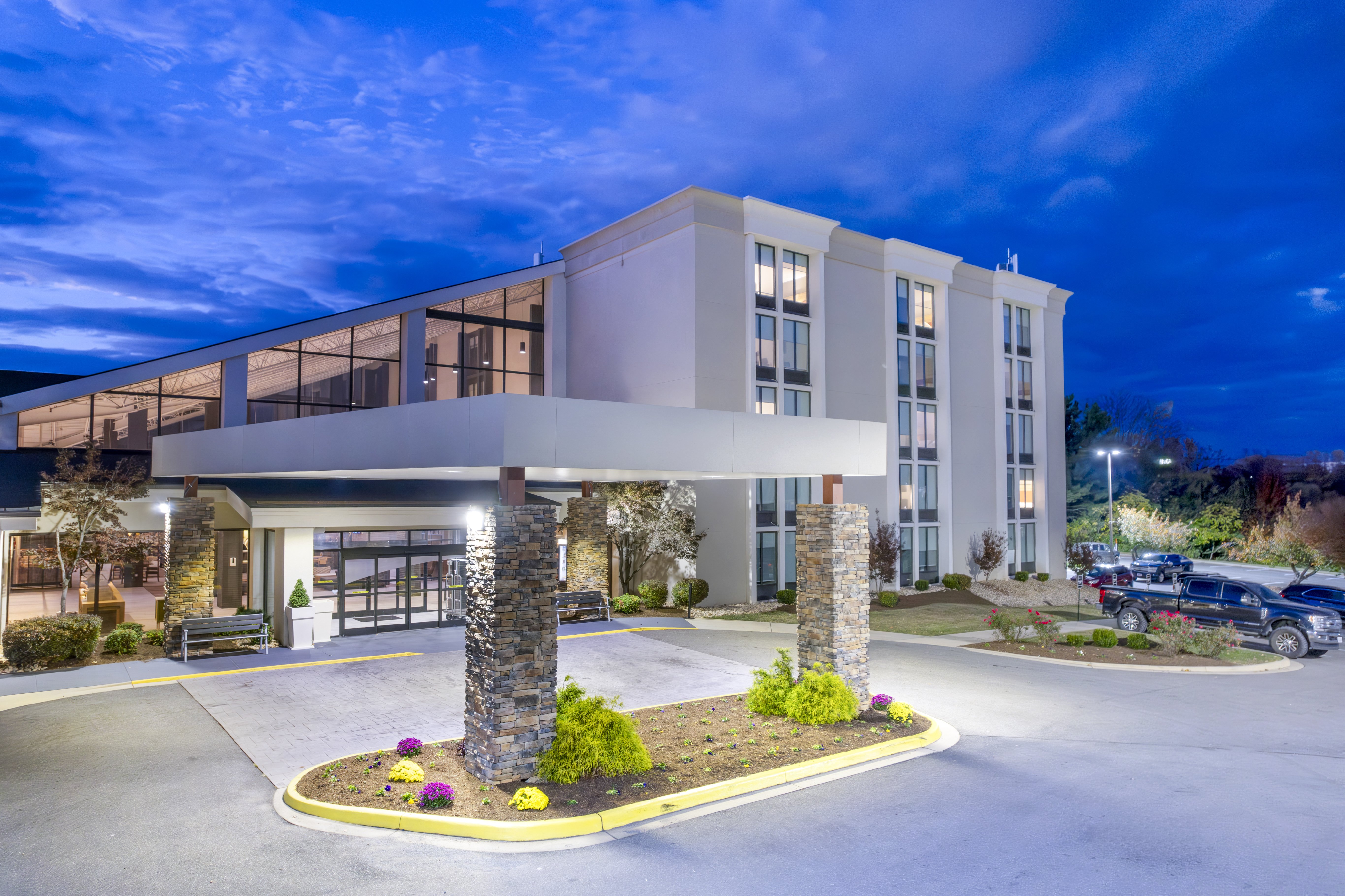 CANDLEWOOD STES VALLEY VIEW BY IHG-guestroom-Entrance - Candlewood Suites.jpg