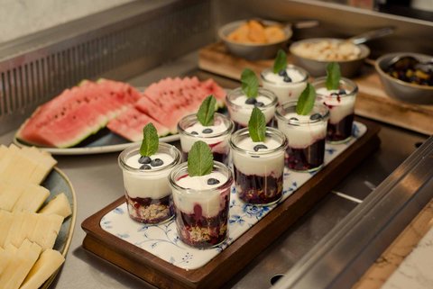 Hoban Hotel Breakfast Buffet