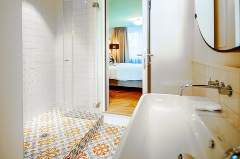 WIDDER HOTEL - Photo 14