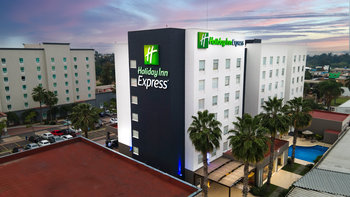 Holiday Inn Exp Aeropuerto