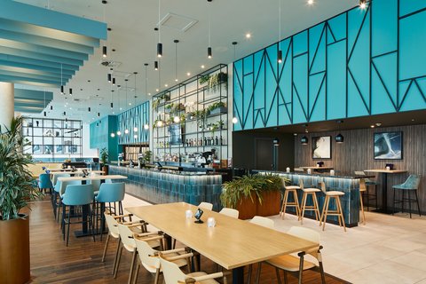 Main Bar