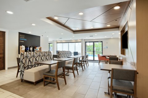 Gather and enjoy a delightful breakfast with us!