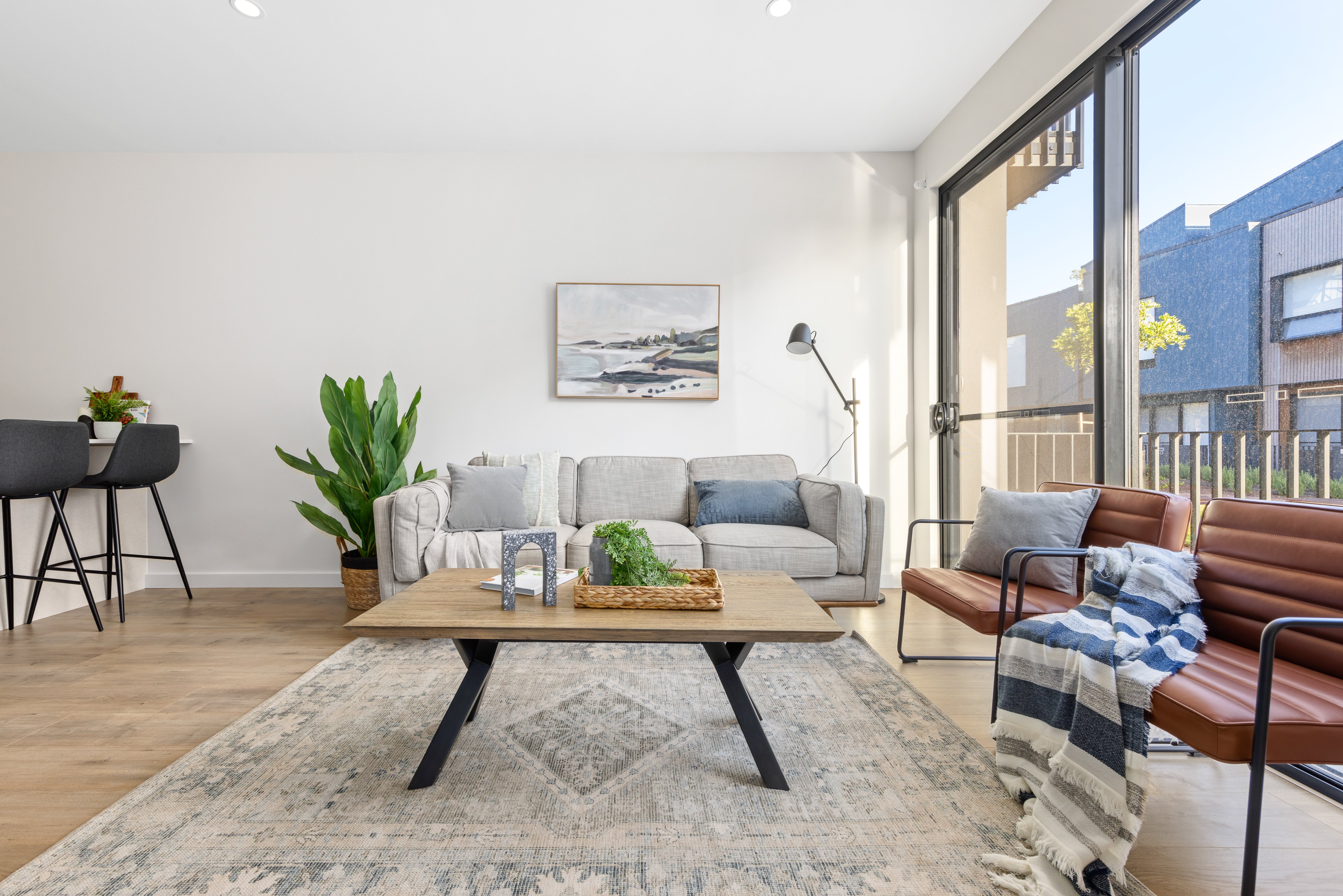 URBAN REST - PORT ADELAIDE-guestroom-3 Bedroom Apartment.jpg