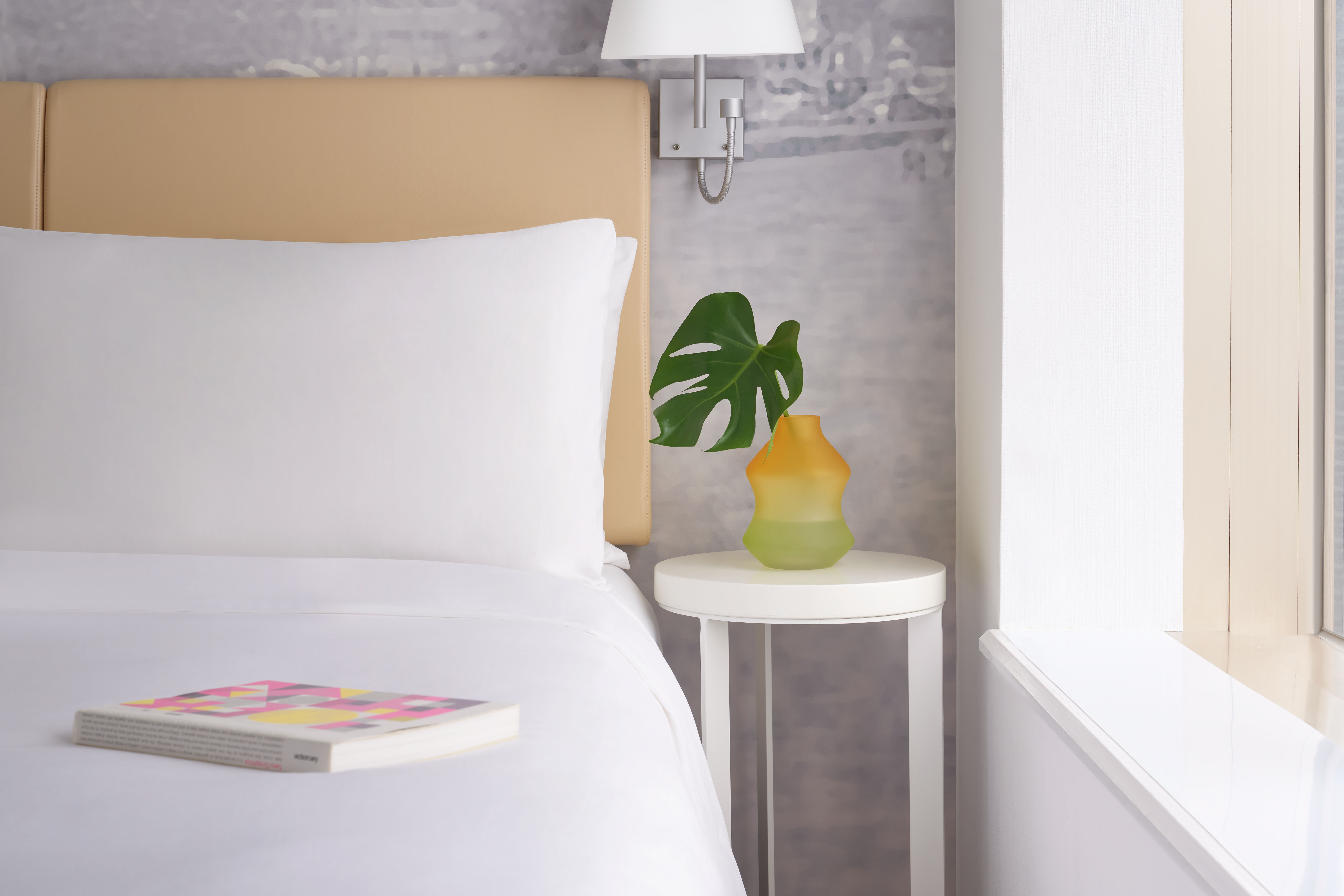YING NFLO, WESLEY ADMIRALTY-guestroom-YFADM Double Bed.jpg