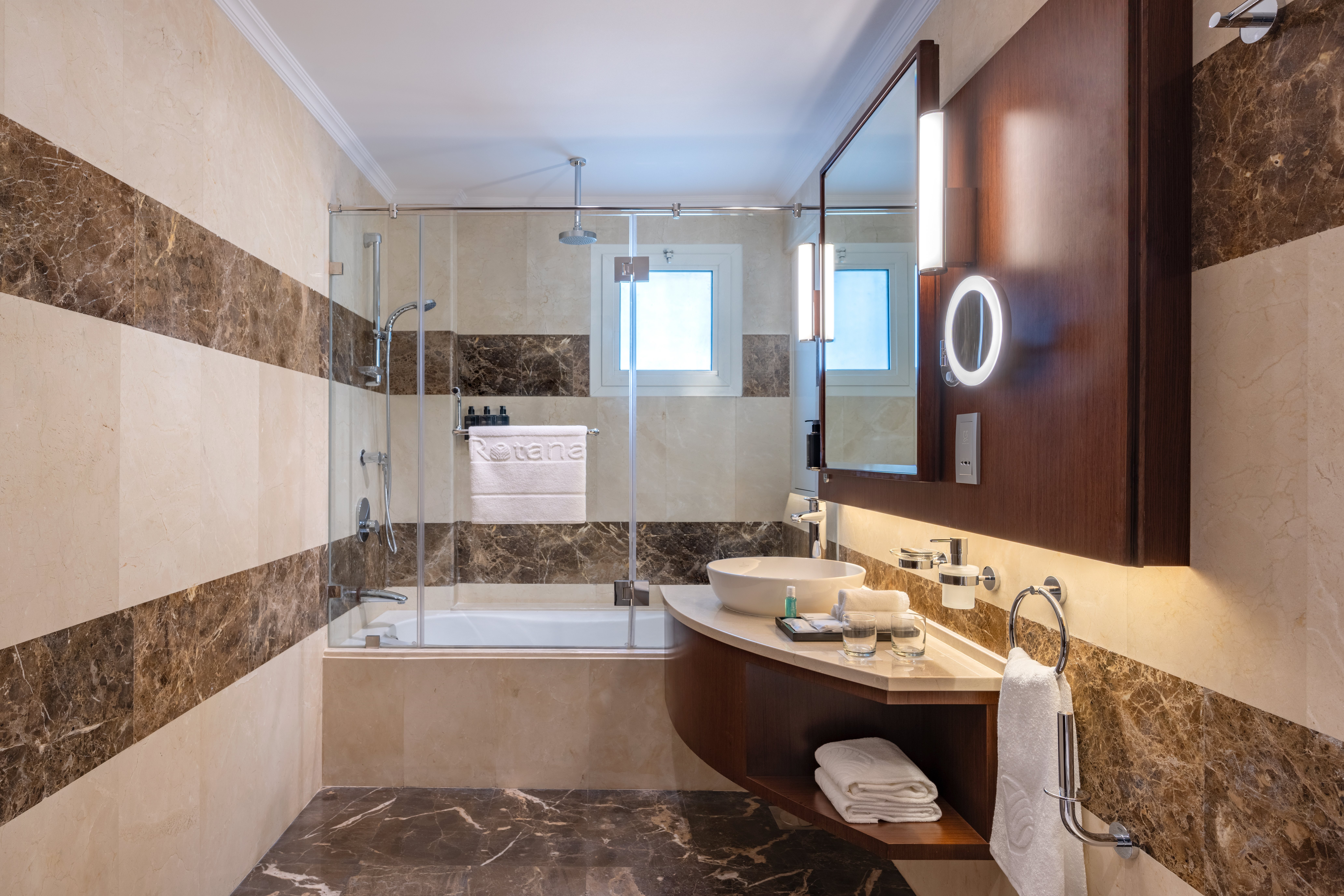 Riviera Rayhaan by Rotana-guestroom-Room Bathroom.jpg