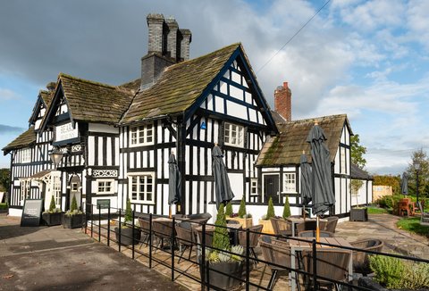 The Bears Head Exterior