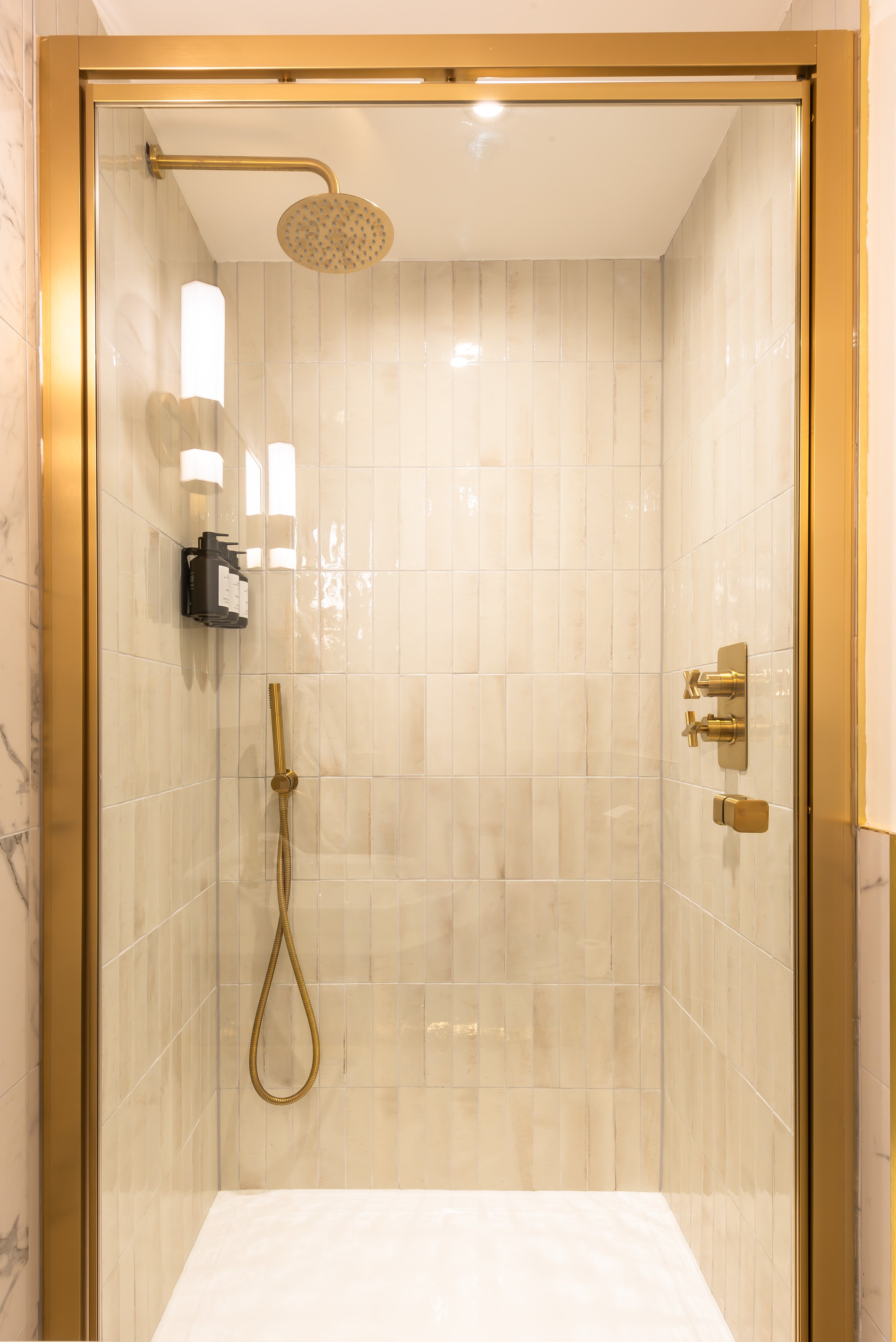 The Feathers Hotel-guestroom-Woodstock Room - Bathroom.jpg